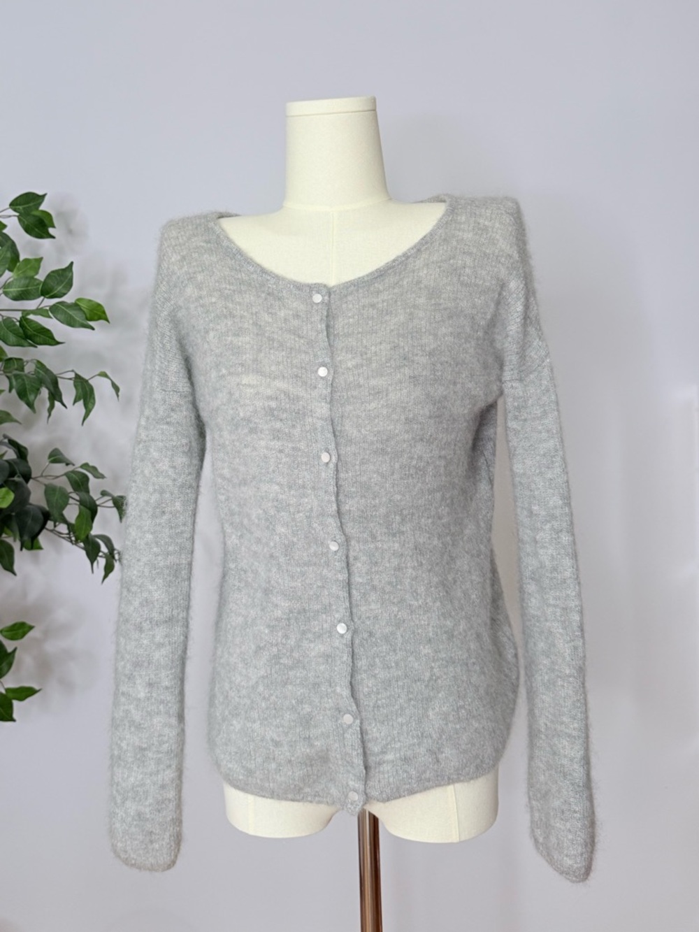 Sezane Gaspard cardigan in Mottled Grey - Picture 2 of 9